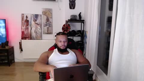 Kingsley online show from February 27, 10:20 pm