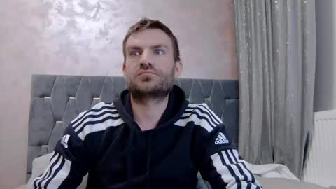 10in_deluxe online show from March 3, 8:55 am