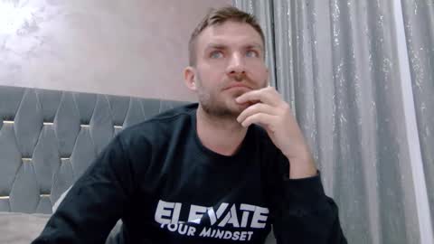 10in_deluxe online show from February 6, 8:55 am