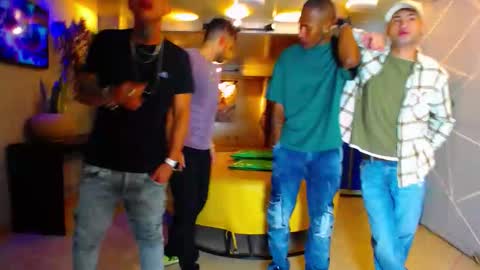 pushman online show from September 26, 11:08 am