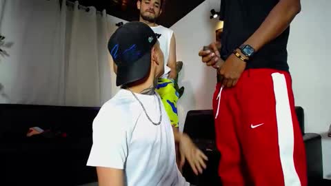 pushman online show from December 5, 11:50 am