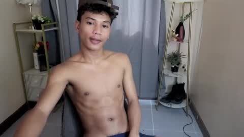 1sweetloverxx online show from April 15, 6:46 am