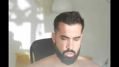 Snapshot of 1uno66 chatting on October 13, 4:46 pm 1uno66 online show from October 13, 4:46 pm