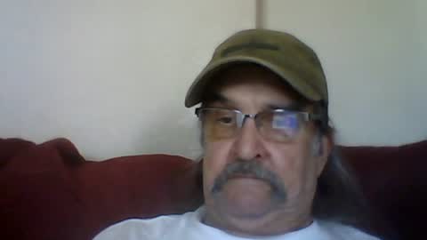 1valentine online show from July 7, 9:40 pm