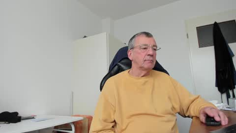 Henk online show from January 30, 11:11 am