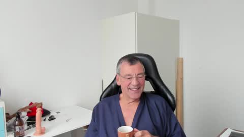 Henk online show from December 15, 1:22 pm