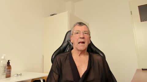 Henk online show from February 22, 12:40 pm