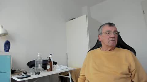 Henk online show from February 23, 4:42 pm