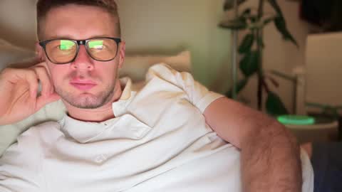 Romano online show from February 8, 9:04 pm