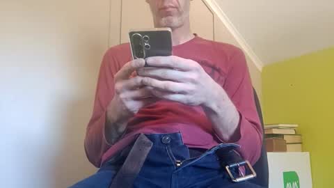 22_acacia_avenue online show from March 5, 11:17 am