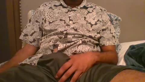 24collegeguy online show from May 24, 7:14 am