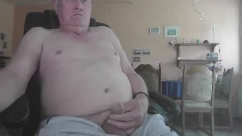 Snapshot of 29famila chatting on October 17, 11:58 am 29famila online show from October 17, 11:58 am