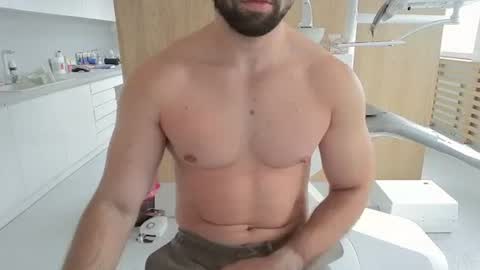 2hot2furious online show from September 26, 12:36 pm