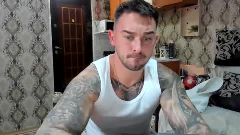 2sexymuscles online show from October 16, 7:44 pm