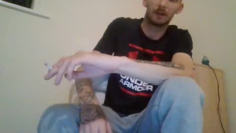 420feetloverr420 online show from September 23, 7:02 pm