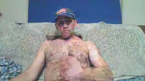 4nuf online show from December 4, 8:21 am