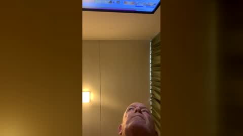 550732 online show from December 20, 12:45 pm