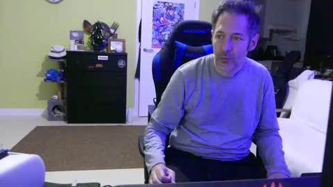 Larese Carlo online show from November 22, 6:51 pm