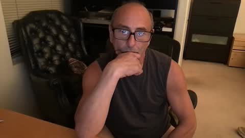 daddy vegas  for single women and couples here online show from January 10, 3:12 am