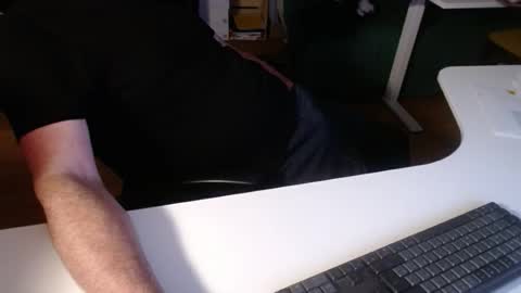 69pifpaf online show from April 7, 5:18 am