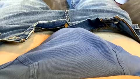 6inchboytoy online show from October 7, 1:26 pm