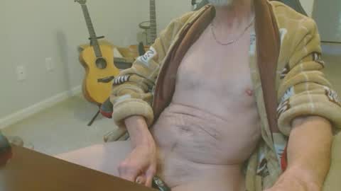 6stringer62 online show from January 12, 9:51 pm