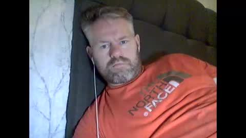 81jonnyx online show from December 15, 10:18 am