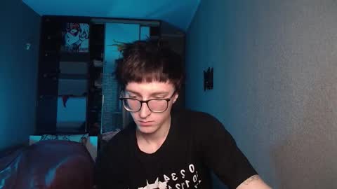 Phillip online show from December 5, 3:13 am