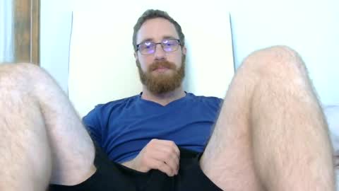 8InchesAndSomeHoles online show from July 29, 5:01 pm