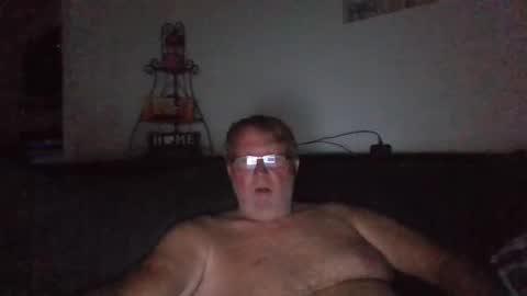 9gecko696969 online show from February 28, 9:19 am