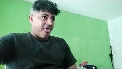 9vinhocamshow online show from January 28, 12:32 pm