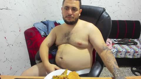 Snapshot of _ace_ventura chatting on February 1, 4:46 am ---- online show from February 1, 4:46 am