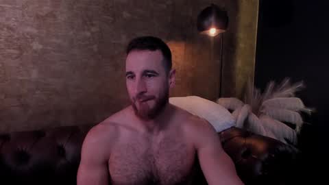 Snapshot of _adamcoper_ chatting on February 7, 1:04 am _adamcoper_ online show from February 7, 1:04 am