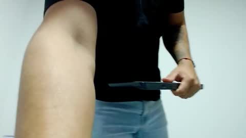 CRIS online show from January 17, 4:04 am