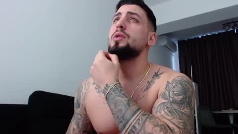 Dylan online show from February 11, 8:58 am