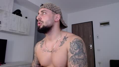 Dylan online show from December 8, 8:30 am