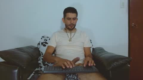 _grasshopper online show from March 3, 3:03 am