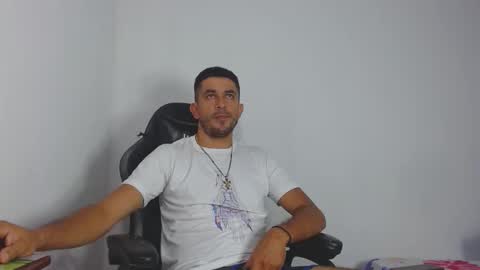 _grasshopper online show from February 21, 10:33 pm