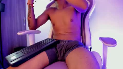 _jaccock_ online show from March 11, 6:31 am