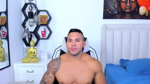 _matthew_santos_ online show from October 3, 3:00 am