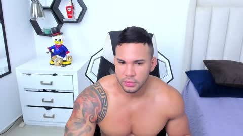 _matthew_santos_ online show from February 3, 10:03 am