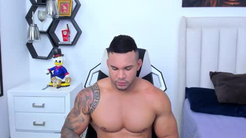 _matthew_santos_ online show from January 27, 10:06 am