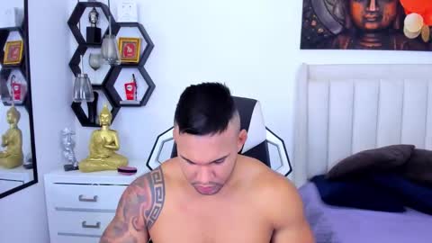 _matthew_santos_ online show from September 19, 2:56 am