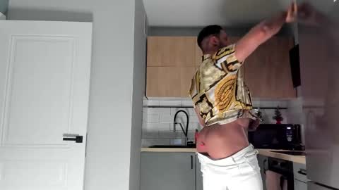 _miles19 online show from February 24, 2:51 pm