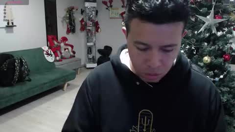 Panda  online show from December 5, 2:18 am