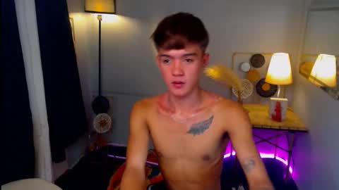 _robinmartinxx online show from September 23, 3:33 pm
