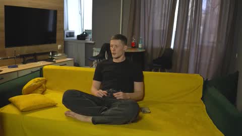 OLIVERERENMARCUSpvt is open online show from October 19, 12:08 pm