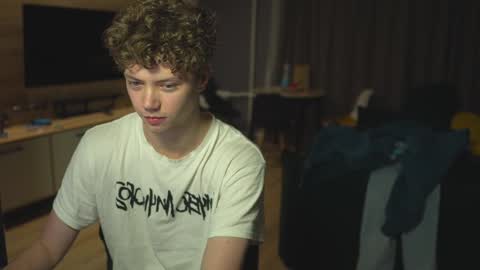 OLIVERERENMARCUSpvt is open online show from January 30, 3:11 am