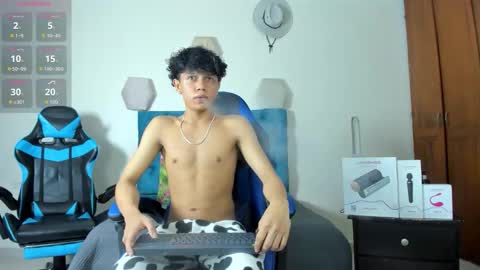 Taylor online show from September 22, 11:48 pm