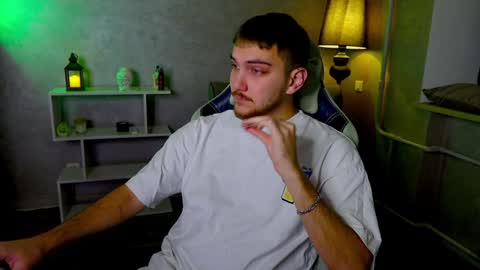 Alex online show from December 11, 10:15 am